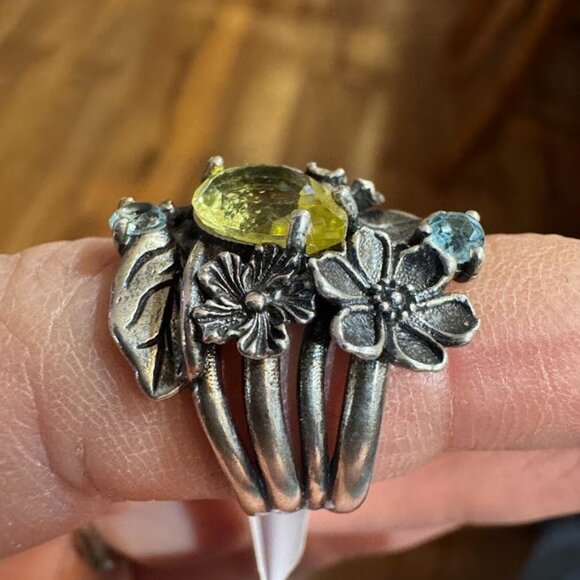 Or Paz Silver Floral Ring with Yellow and Blue Stones - Picture 2 of 8